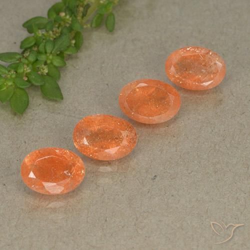 Gemas de Piedrasol Naranja oscuro natural de 3.46 ct, Ovalada, Translúcido