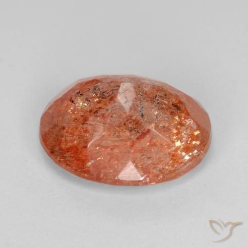 Piedrasol Rojo medio natural de 4.16 ct, Ovalada, Translúcido