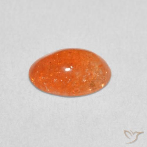 Piedrasol Naranja oscuro natural de 0.77 ct, Ovalada, Translúcido