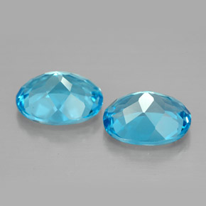 Gemas de topacio azul natural de  ct, corte óvalo, VVS