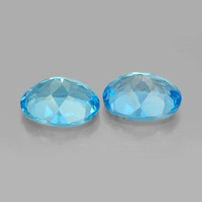 Gemas de topacio azul natural de  ct, corte óvalo, VVS