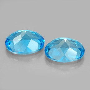 Gemas de topacio azul natural de  ct, corte óvalo, VVS