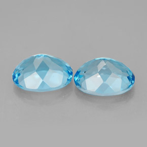 Gemas de topacio azul natural de  ct, corte óvalo, VVS