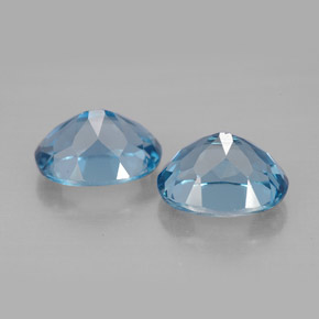 Gemas de topacio azul natural de  ct, corte óvalo, VVS