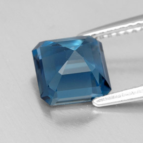 Topacio azul natural de 2,46 ct, corte esmeralda, VS