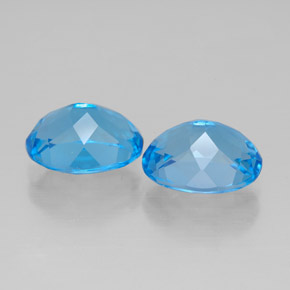 Gemas de topacio azul natural de  ct, corte óvalo, VVS