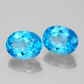 Gemas de topacio azul natural de  ct, corte óvalo, VS
