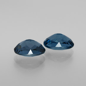 Gemas de topacio azul natural de  ct, corte óvalo, VS