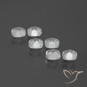 Gemas de Topacio Blanco claro natural de 2.99 ct, Forma Cojín, VVS-VS