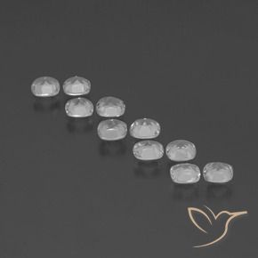 Gemas de Topacio Blanco claro natural de 4.66 ct, Forma Cojín, VVS-VS