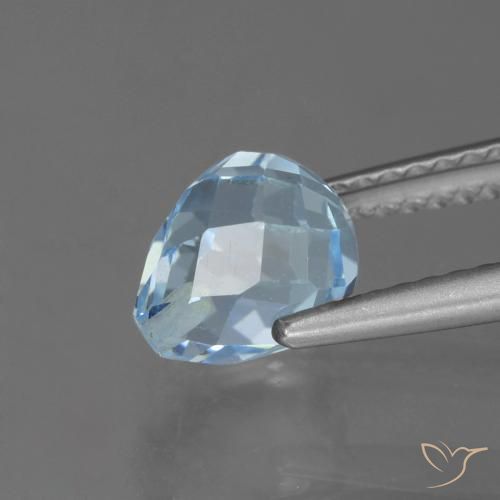 Topacio Azul Cielo natural de 2.32 ct, Corte Briolette, VS