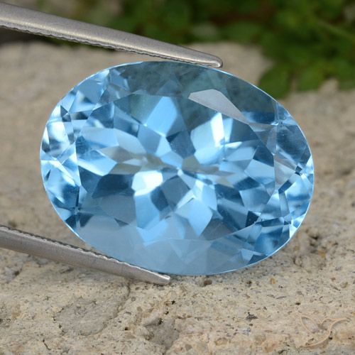 22.32ct Natural Azul Suizo Topacio, Ovalada, VVS-VS