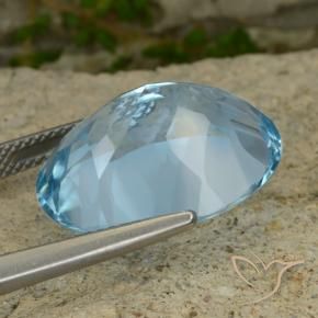 Topacio Azul Cielo natural de 21.61 ct, Ovalada, VVS