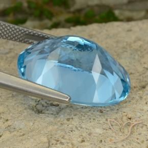 Topacio Azul Suizo natural de 22.63 ct, Ovalada, VVS