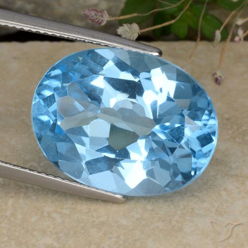 21.97ct Natural Azul Cielo Topacio, Ovalada, VVS-VS