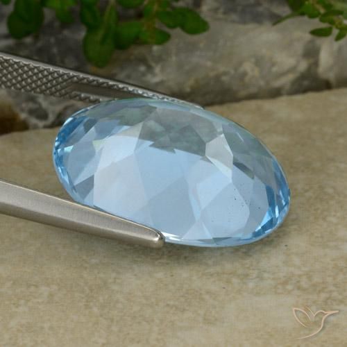 Topacio Azul Suizo natural de 21.75 ct, Ovalada, VVS-VS