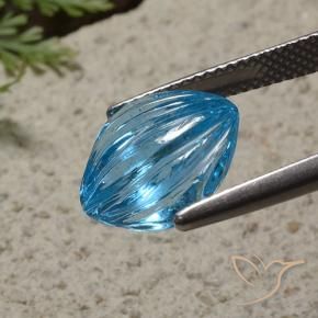 Topacio Azul Suizo natural de 7.48 ct, Forma Cojín, Transparente