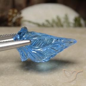 Topacio Azul Cielo natural de 16.08 ct, Corte Flor, Transparente
