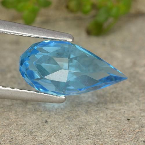 Topacio Azul Suizo natural de 2.70 ct, Corte Briolette, VVS-VS