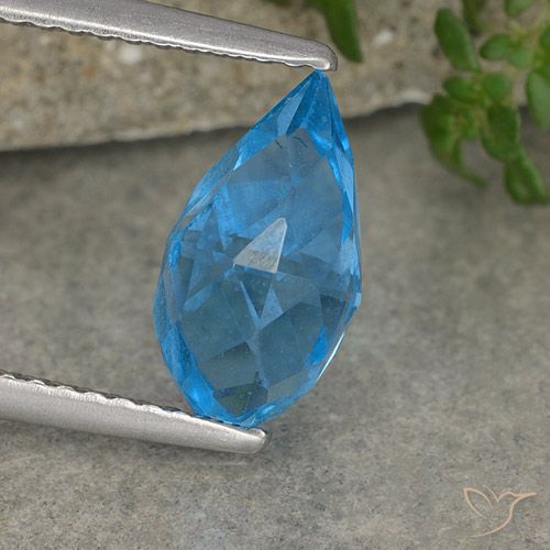 2.67ct Natural Azul Suizo Topacio, Corte Briolette, VVS-VS, Photo A