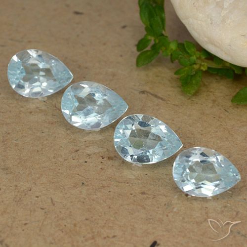 3.45ctw Natural Azul Cielo Topacio, En forma de pera, VVS-VS