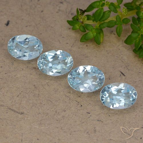 3.51ctw Natural Azul Cielo Topacio, Ovalada, VVS-VS