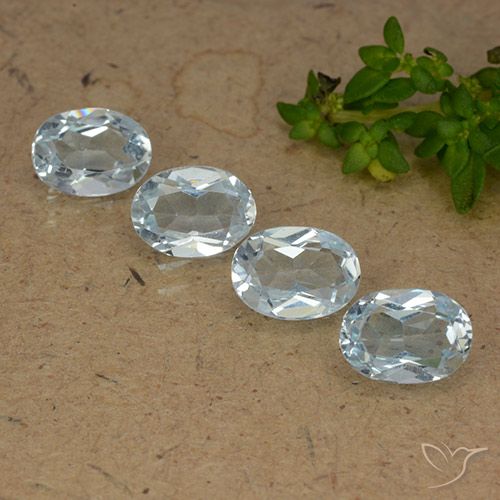 3.55ctw Natural Azul Cielo Topacio, Ovalada, VVS-VS