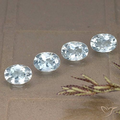 4.44ctw Natural Azul Cielo Topacio, Ovalada, VVS-VS