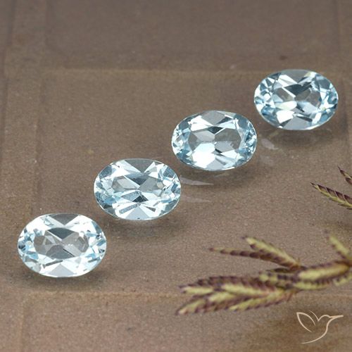 4.08ctw Natural Azul Cielo Topacio, Ovalada, VVS-VS