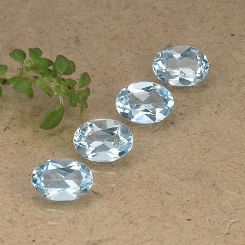 3.46ctw Natural Azul Cielo Topacio, Ovalada, VVS-VS