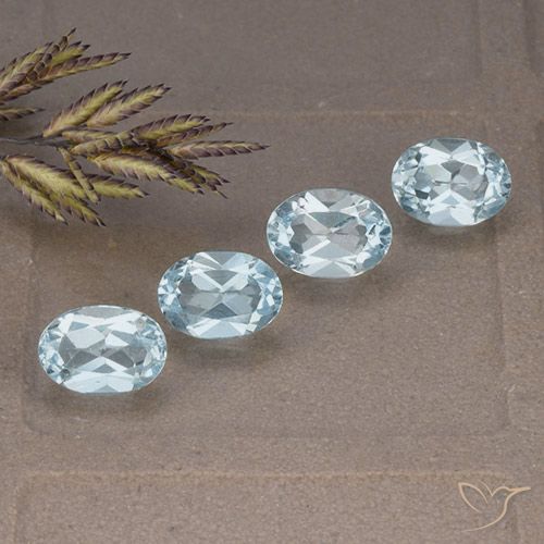 3.97ctw Natural Azul Cielo Topacio, Ovalada, VVS-VS