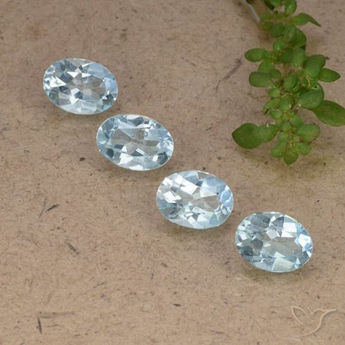 3.55ctw Natural Azul Cielo Topacio, Ovalada, VVS-VS