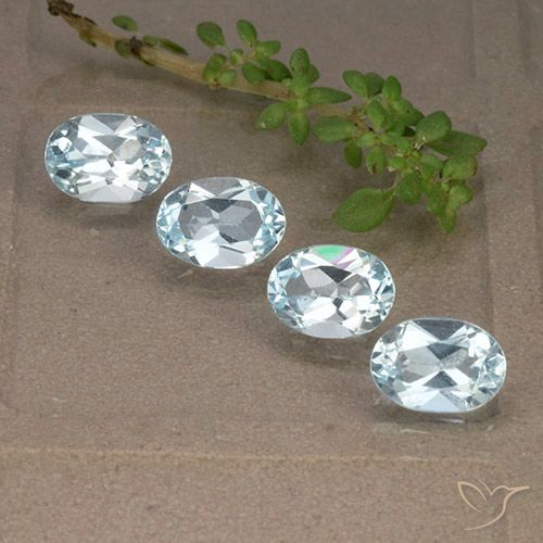 3.93ctw Natural Azul Cielo Topacio, Ovalada, VVS-VS