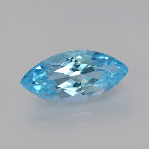 Topacio Azul Suizo natural de 3.79 ct, Marquesa, VVS