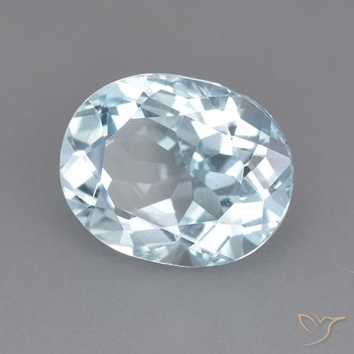 Topacio Azul Cielo natural de 3.65 ct, Ovalada, VVS