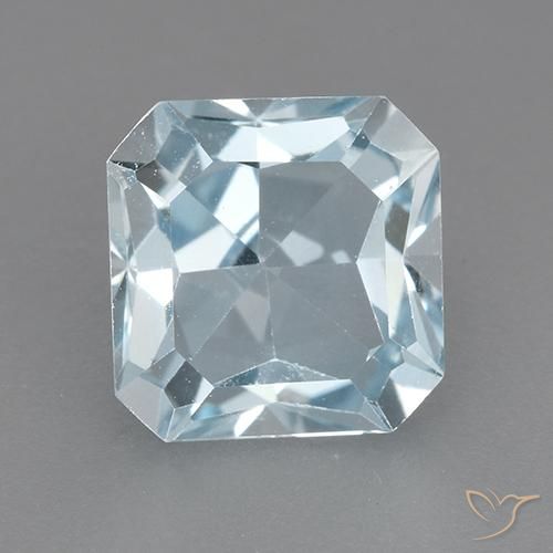 3.02ct Natural Azul Cielo Topacio, corte esmeralda, VVS