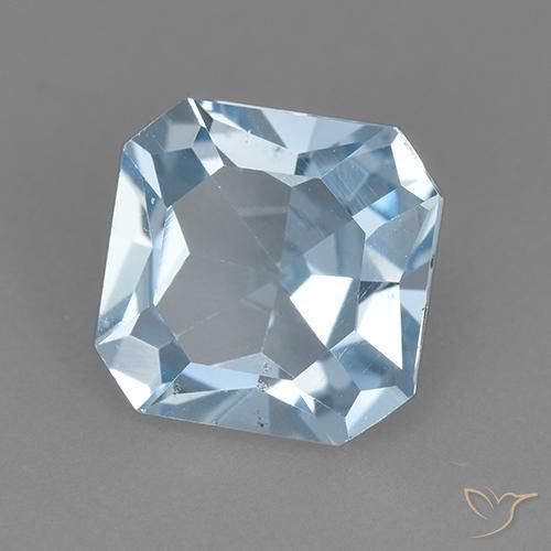 Topacio Azul Cielo natural de 2.73 ct, Corte Octágono / Esmeralda, VVS