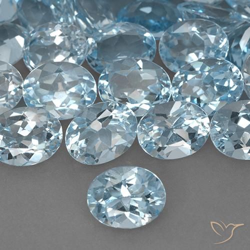 2.31ct Natural Azul Cielo Topacio, Ovalada, VVS-VS