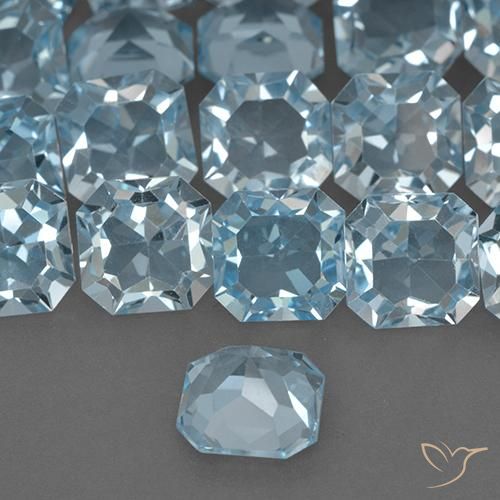 Topacio Azul Cielo natural de 4.21 ct, Corte Octágono / Esmeralda, VVS-VS