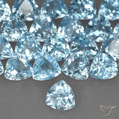 Topacio Azul Cielo natural de 1.38 ct, Trillón, VS