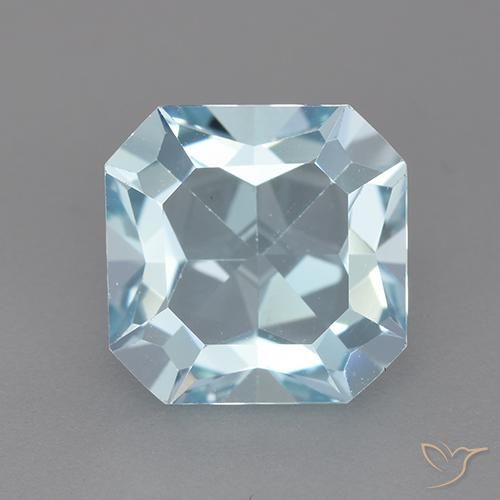 4.23ct Natural Azul Cielo Topacio, corte esmeralda, VVS