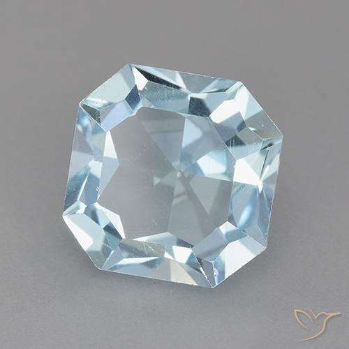 Topacio Azul Cielo natural de 3.94 ct, Corte Octágono / Esmeralda, VVS-VS