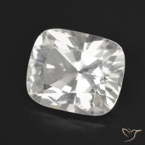 Topacio Blanco cálido natural de 4.84 ct, Forma Cojín, VVS