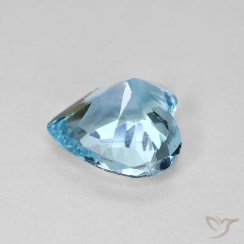 Topacio Azul Cielo natural de 2.87 ct, Corazón, VVS