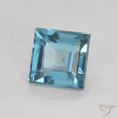 Topacio Azul Londres natural de 0.61 ct, Cuadrado, VVS