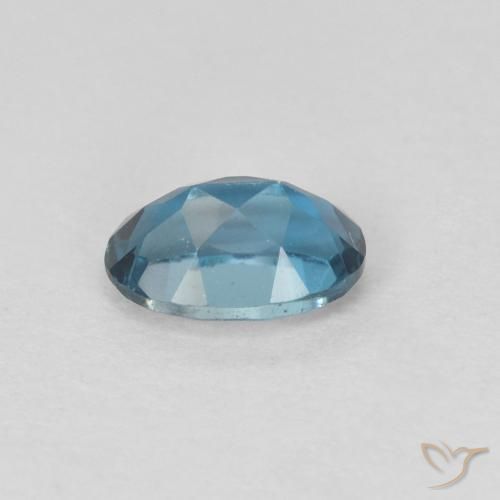 Topacio Azul Londres natural de 0.64 ct, Ovalada, VVS
