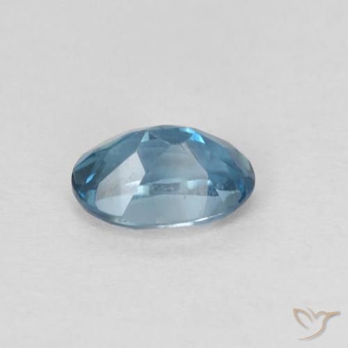 Topacio Azul Londres natural de 0.70 ct, Ovalada, VVS