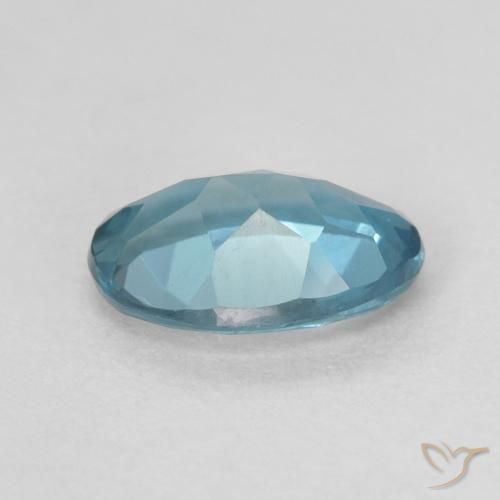 Topacio Azul Londres natural de 0.71 ct, Ovalada, VVS