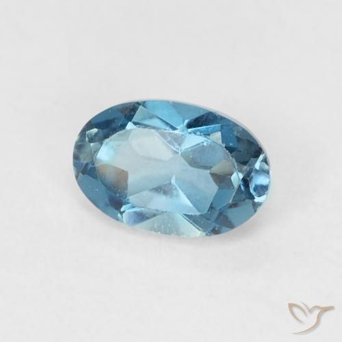 Topacio Azul Londres natural de 0.58 ct, Ovalada, VVS