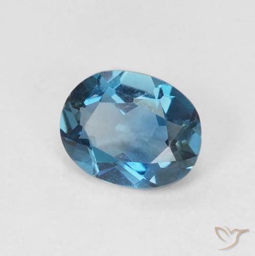 Topacio Azul Londres natural de 0.73 ct, Ovalada, VVS